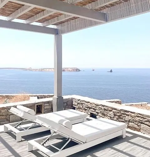 וילה Cliff Sarakíniko