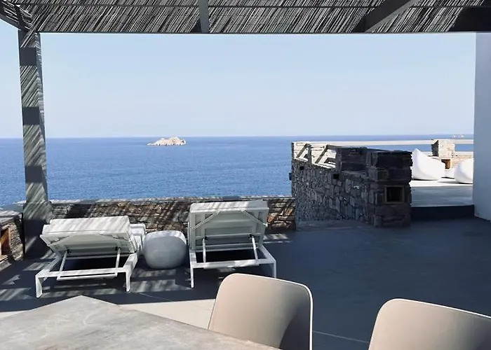 Cliff Villa Sarakiniko (Paros)